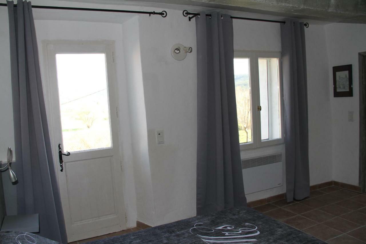 Les Vingalieres Bed and Breakfast Salernes Buitenkant foto